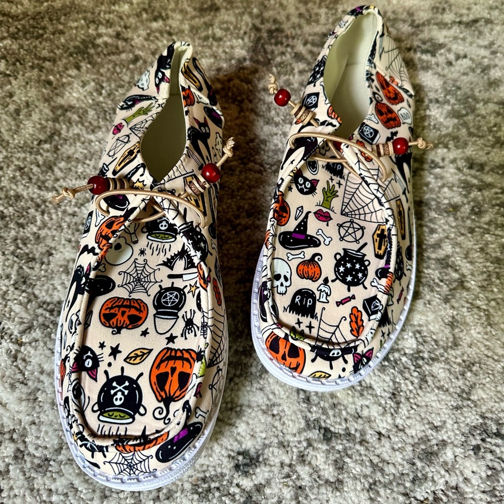 Brand New Halloween Shoes! 🎃👻🦇